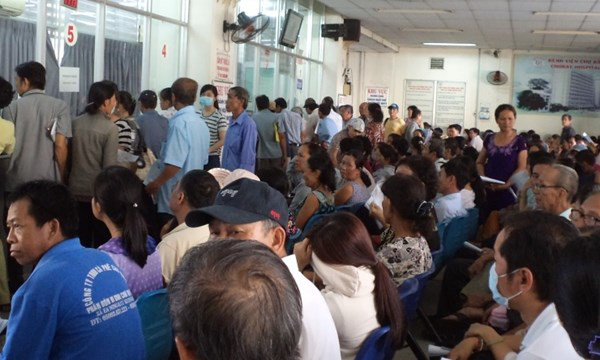 [-]TP.HCM[-]thay[-]lãnh[-]đạo[-]bệnh[-]viện[-]chất[-]lượng[-]khám[-]chữa[-]bệnh[-]giảm